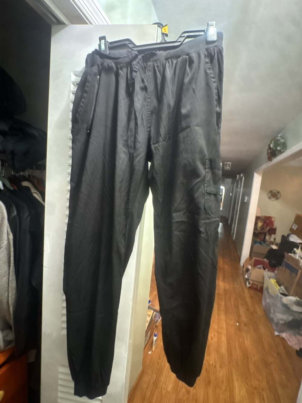 Beverly Hills Uniforms Women's Black Cargo Jogger Scrub Pants